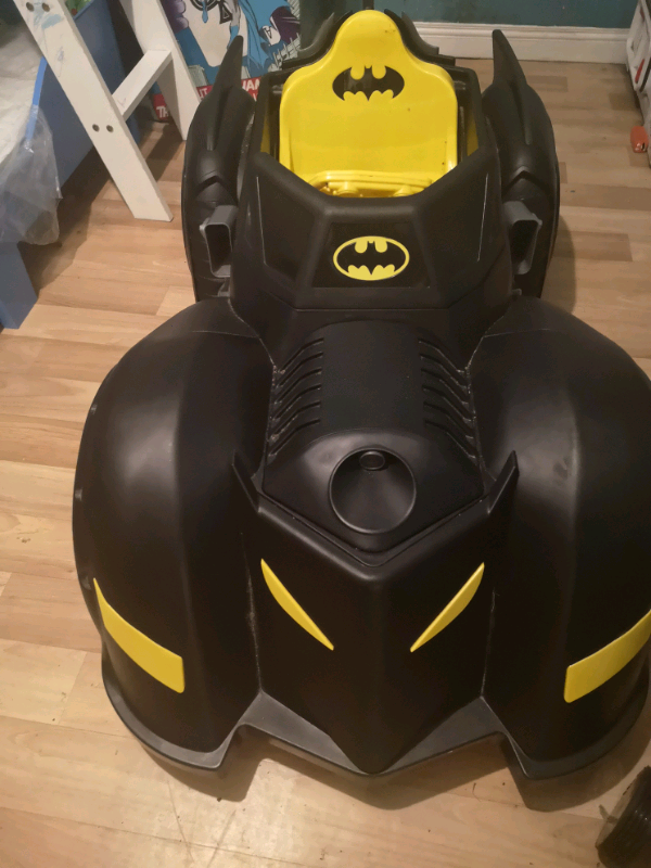Batman electric car smyths best sale