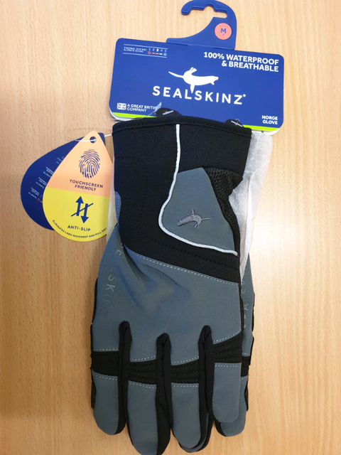Halfords sealskinz gloves cheap
