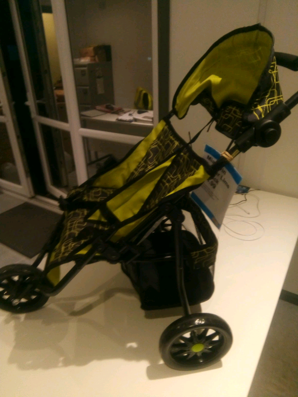 Mia twin jogger sales