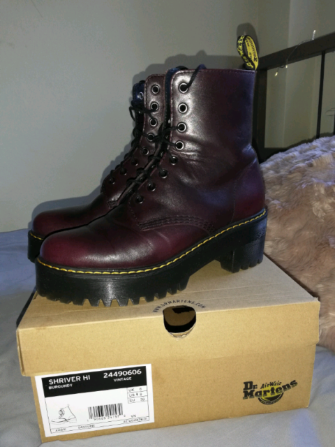 Dr martens cheap shriver low vintage
