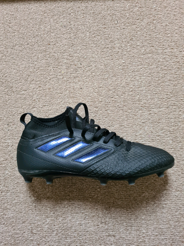 Adidas football boots size 5.5 Clearance