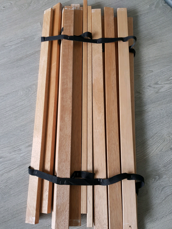 Set of webbed together wooden slats for single bed | in Abingdon, Oxfordshire | Gumtree