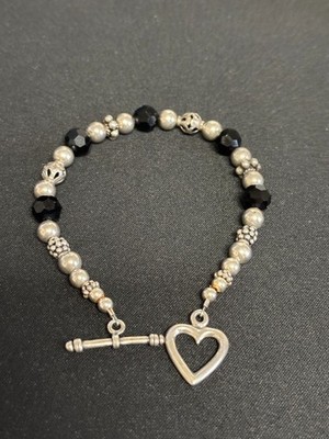 Estate Jewelry Sterling Silver & Black Bead Heart Toggle Bracelet 8"