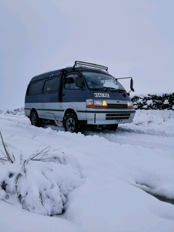 Toyota hiace 4x4