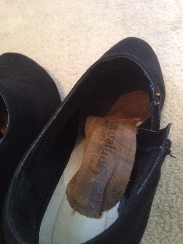 Size 6 feet flats / panties / heels well worn / trashed / ruined in