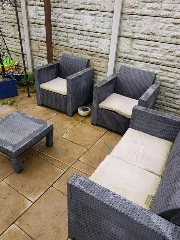 Rattan patio set in Swansea Gumtree