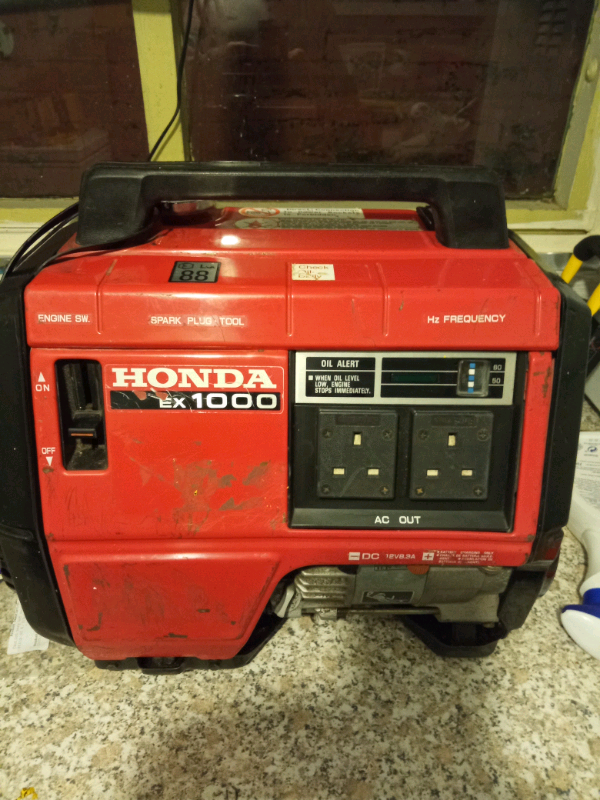 Honda suitcase ex1000 generator in Accrington, Lancashire Gumtree