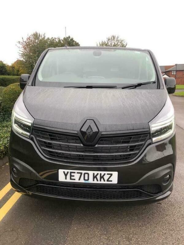 Renault trafic black edition