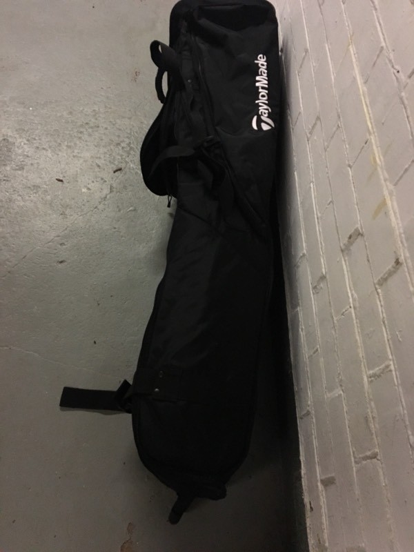TAYLORMADE PLAYERS GOLF BAG TRAVEL COVER in Whitley Bay, Tyne and Wear Gumtree