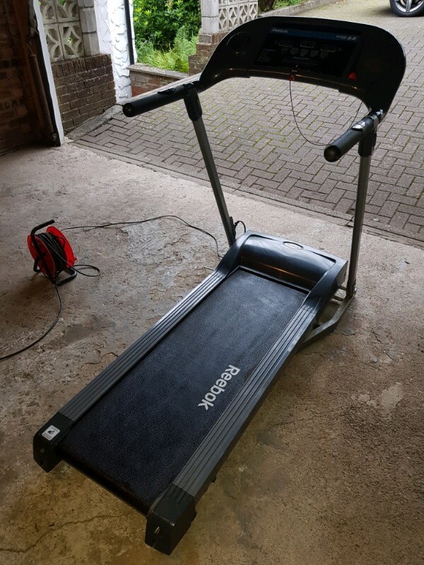 Reebok Edge 2.2 Treadmill Running machine in Bothwell, Glasgow
