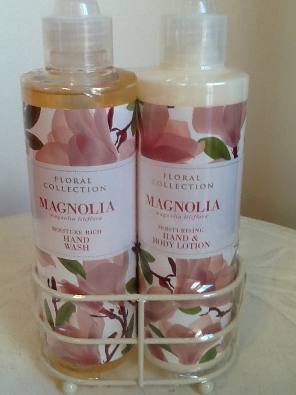 🌸 M&S large 250ml Magnolia hand wash and body lotion in metal stand