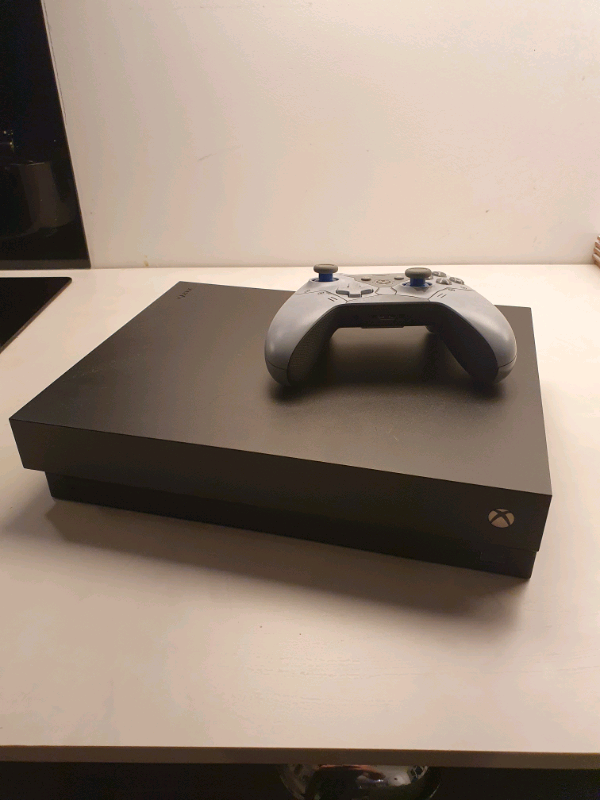 Xbox One X Console (Boxed) with Special Edition Controller in Hull, East Yorkshire Gumtree