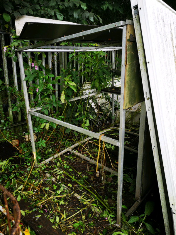 dog kennel. shed. chicken hut. in sowerby bridge, west