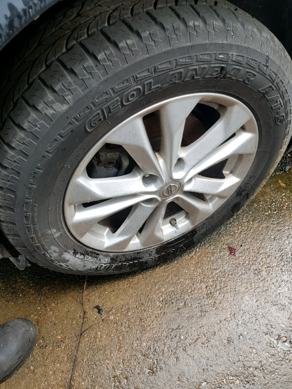 Nissan x trail alloys wheels rim with tyre 17 inch 2016 in Coventry, West Midlands Gumtree