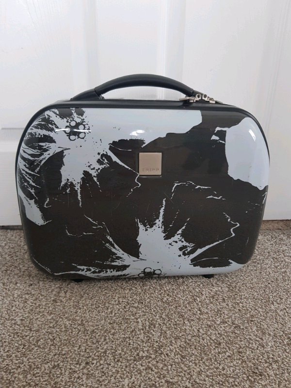 Freebie Tripp vanity case in Paisley, Renfrewshire Gumtree