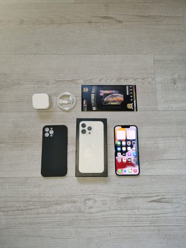 Iphone 13 Pro Bundle 128GB Unlocked 5G White I Phone Thirteen in