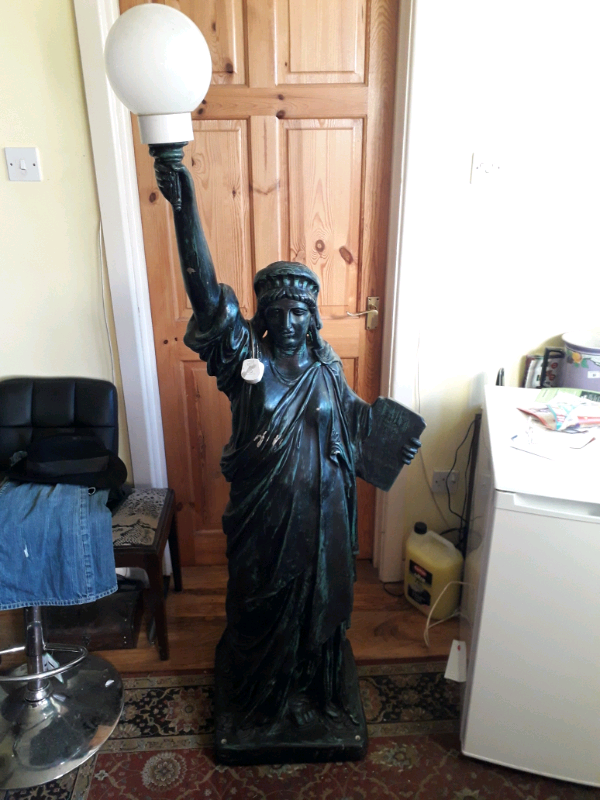 Vintage statue of liberty standing lamp 240v in Ballycastle, County