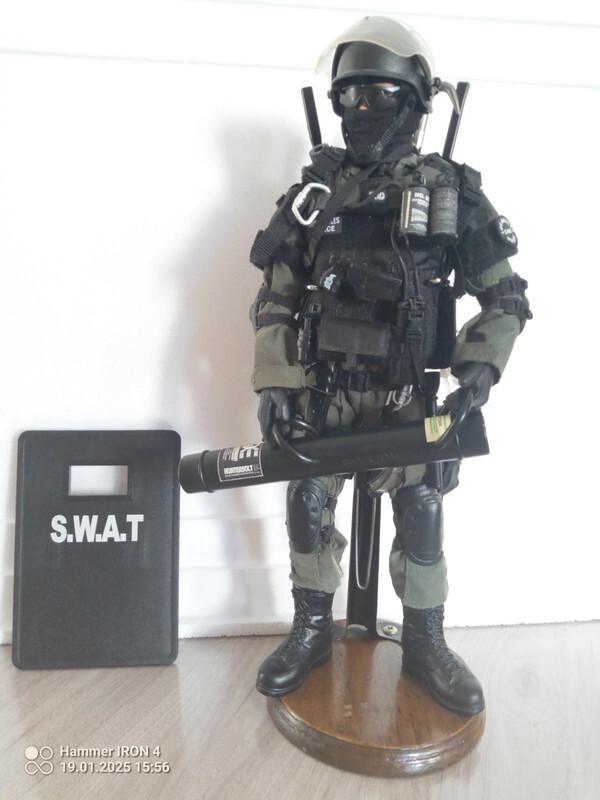 Figurine ArticulÃ©E 30cm Swat Los Angeles.