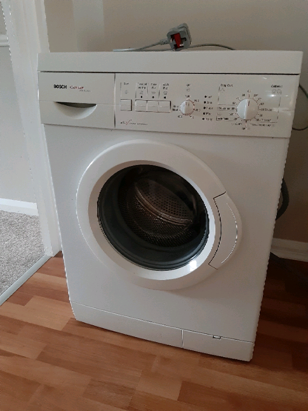 Bosch classixx 1000 Express washing machine in AshtonunderLyne