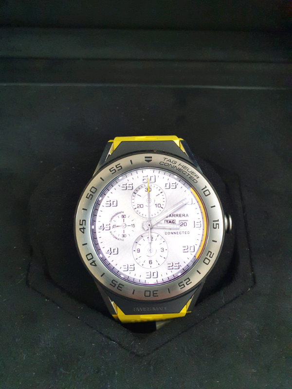 tag heuer modular 45 cena