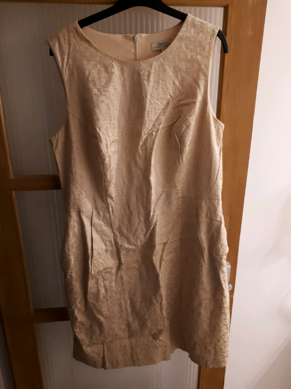 Ladies Matalan Papaya short wedding guest dress. VGC.Sz 16. Worn once