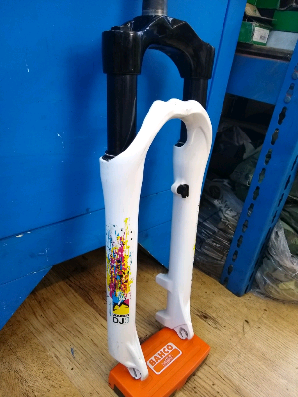 Marzocchi DJ 3 dirt jump suspension forks for 26 wheel in Lymington