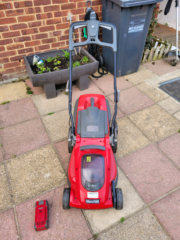 Mountfield 48V battery Lawnmower And Strimmer in Crawley Down, West