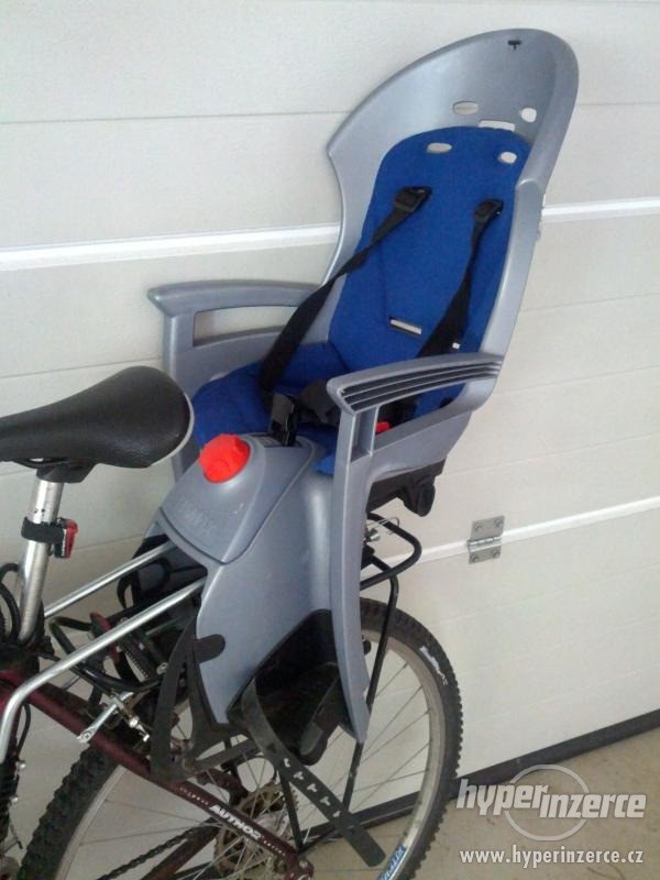 Hamax Siesta reclining child rear bike seat in Gosport, Hampshire