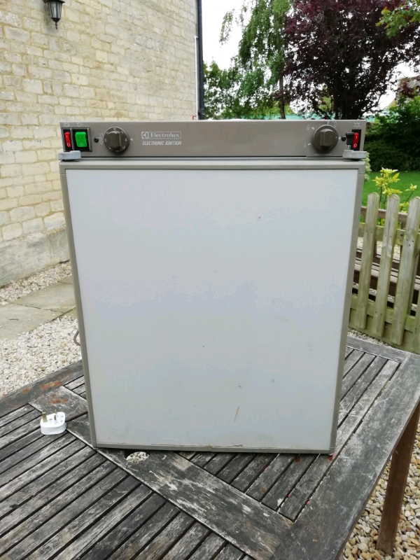 Caravan fridge in Bampton, Oxfordshire Gumtree