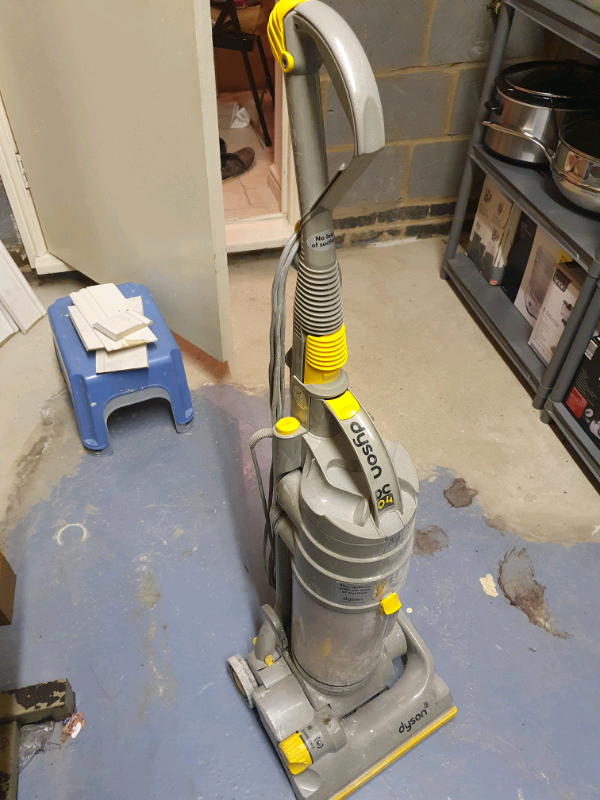 Dyson DC04 vacuum cleaner in Leicester, Leicestershire Gumtree