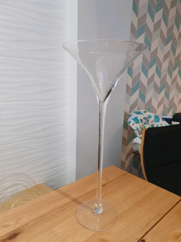 8 X 60cm Martini Vase In Totton Hampshire Gumtree