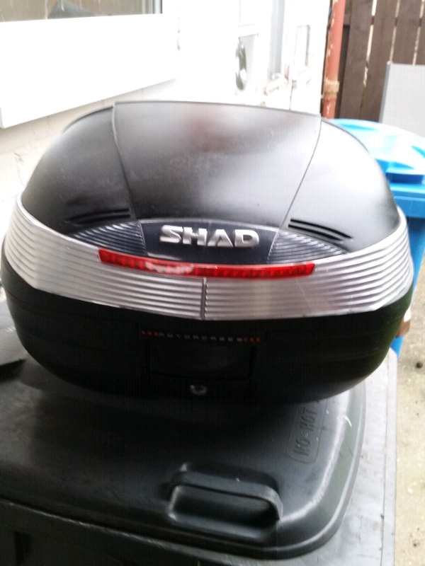 shad motorcycle top box
