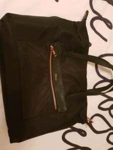 Officeworks Laptop Bag Bags Gumtree Australia Newcastle Area