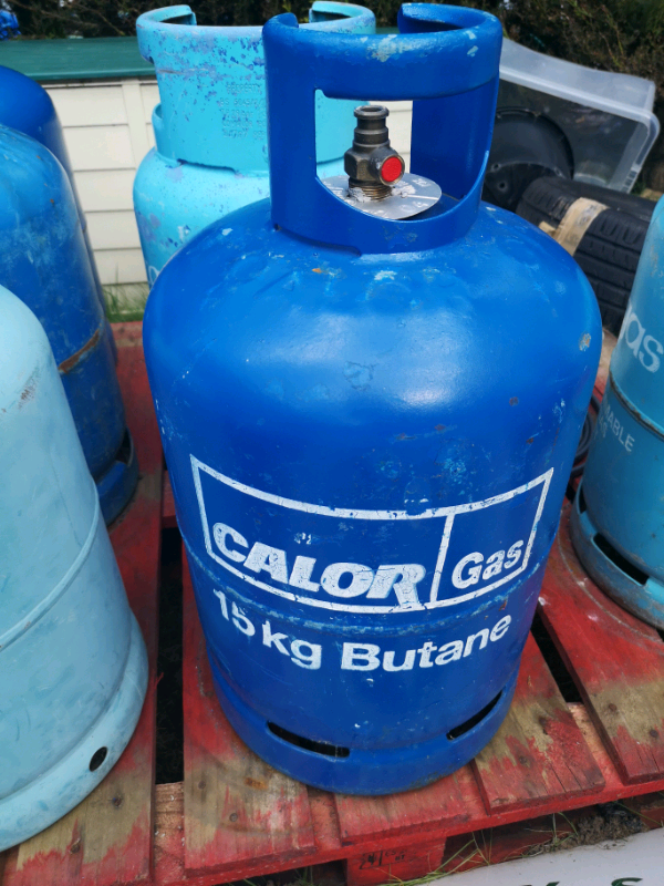 CALOR GAS BUTANE 15KG. FULL 15 KG GAS AND BOTTLES £30 EACH. POSSIBLY D