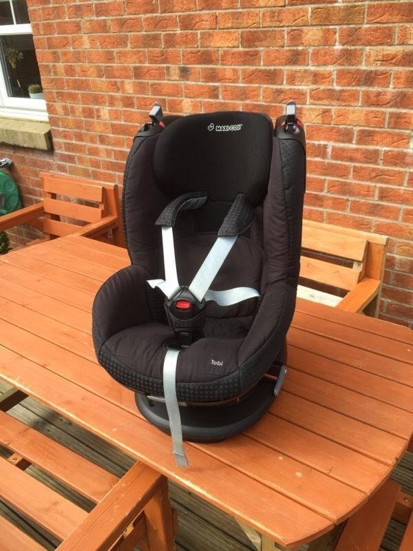 MAXI COSI TOBI CHILDS CAR SEAT STAGE 1 AGE 9MTHS 4 YEARS IN BLACK