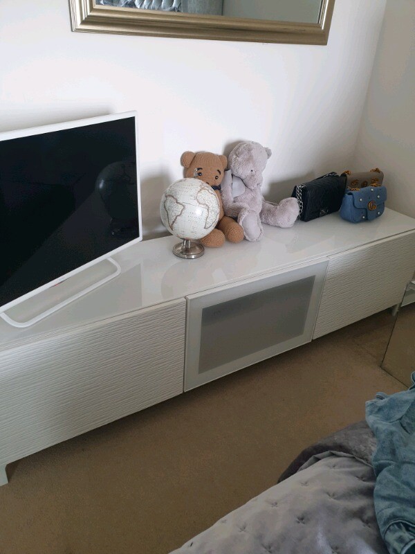 High Gloss White Ikea TV Unit in Southside, Glasgow Gumtree