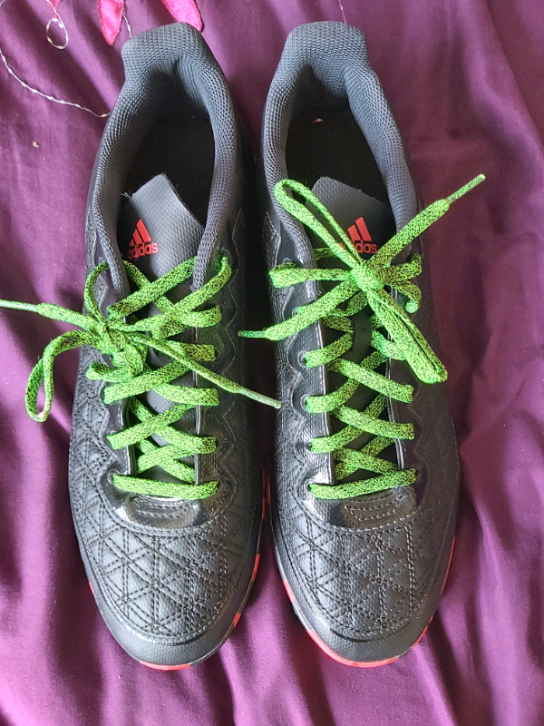 astroturf trainers size 10