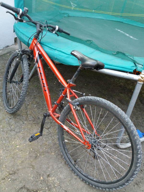 apollo 3 speed bicycle
