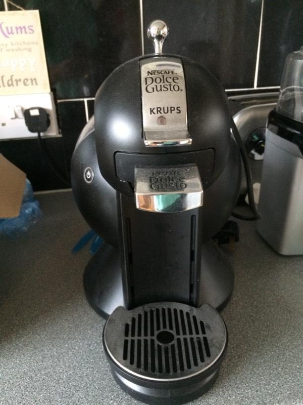 Coffee maker dolce gusto in Kirkintilloch, Glasgow Gumtree