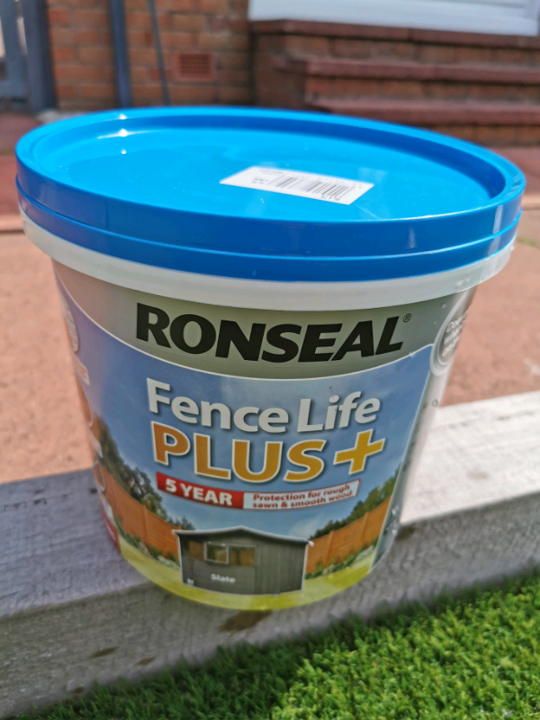 4 unopened tubs of Ronseal'slate' grey fence paint in Chapelhall