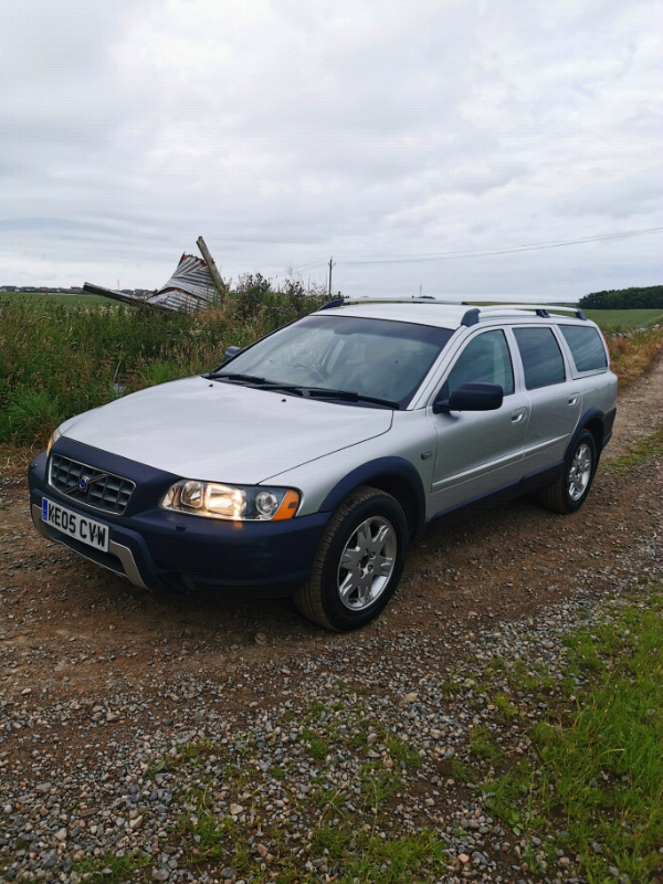 Volvo xc70 cross country