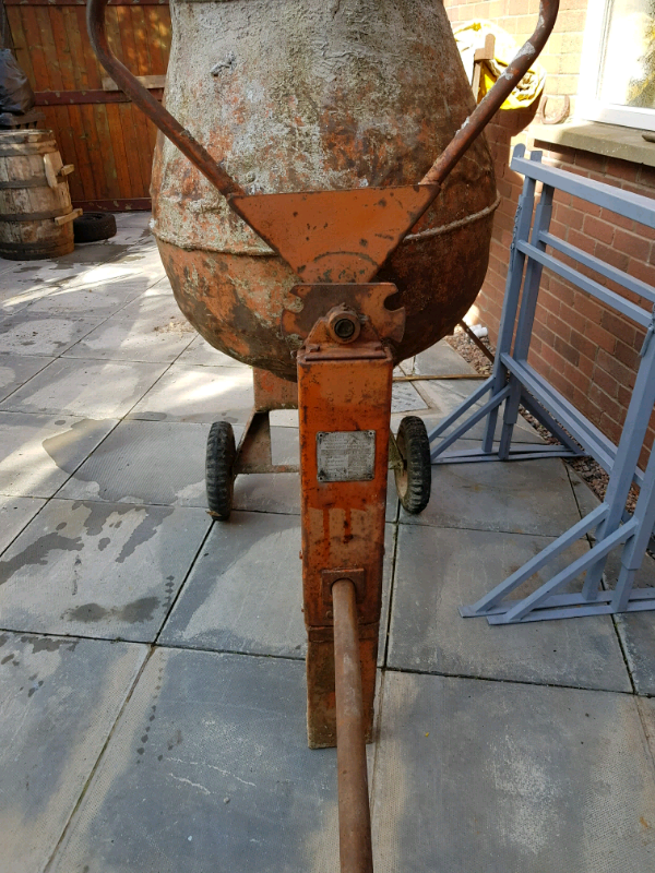 WINGET PETROL CEMENT MIXER in Carrickfergus, County Antrim Gumtree