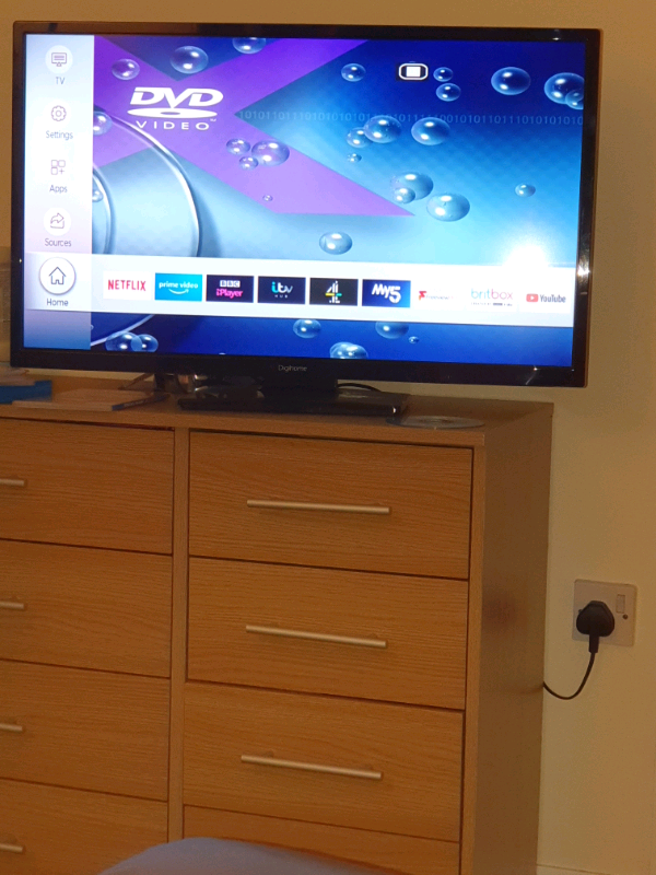 Digihome 32" HD smart TV/DVD combi in RadcliffeonTrent, Nottinghamshire Gumtree