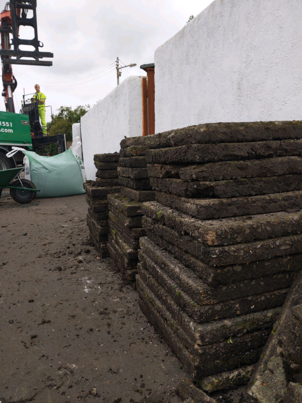 concrete slabs. 2ft and 1ft 30 2ft 15 1ft in
