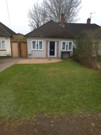 2 Bed Bungalow In Leatherhead 