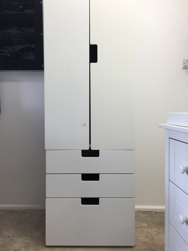 Ikea Schuhschrank Hemnes Gebraucht ~ IKEA white Stuva wardrobe with 3 drawers in Kingswood Tadworth Ikea Schuhschrank Hemnes Gebraucht ~ IKEA white Stuva wardrobe with 3 drawers in Kingswood Tadworth