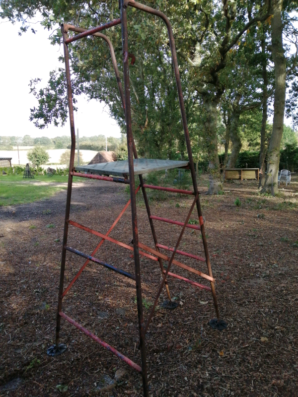 WORK PLATFORM 8FT STEP LADDER ADJUSTABLE