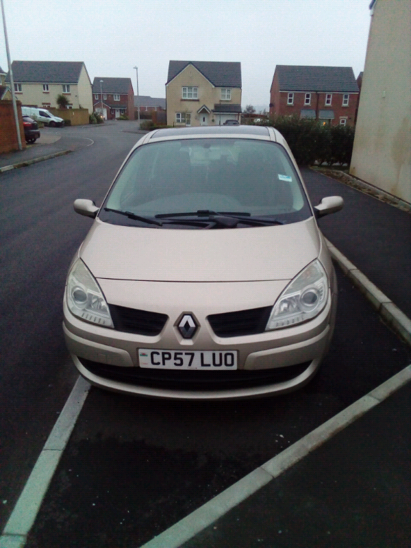 Renault scenic 2007 (spare or repair)  in Kidwelly 
