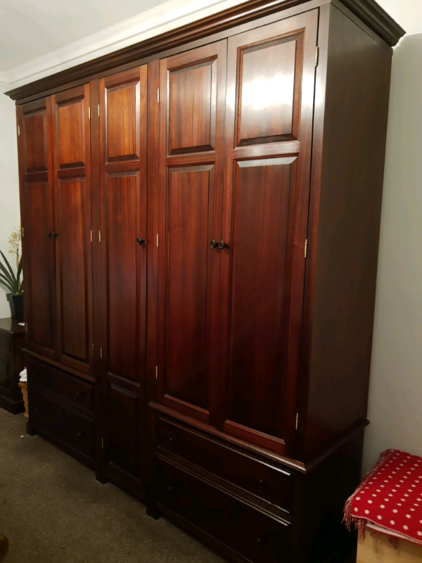 Beautiful mahogany wardrobe in Newry, County Down Gumtree