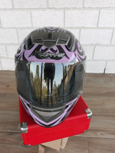 Womens motorcycle helmet | Motorcycle & Scooter Accessories | Gumtree